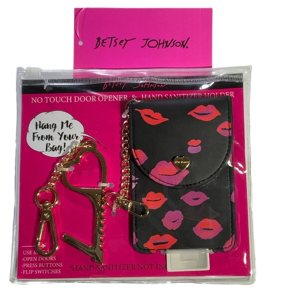 Betsey Johnson Clean Hands Gift Set Lips Sanitizer Case & Charm Lipstick Kisses - Picture 1 of 3